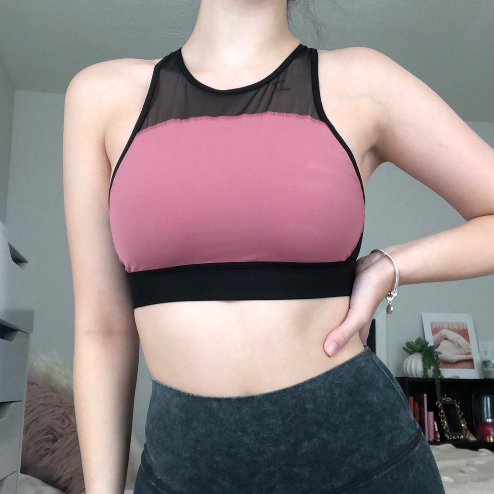 Victoria’s Secret PINK sports bra.